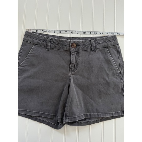 Maurices Womens 5/6 Gray Chino Shorts Mid Rise Cotton Stretch Casual - Picture 5 of 9
